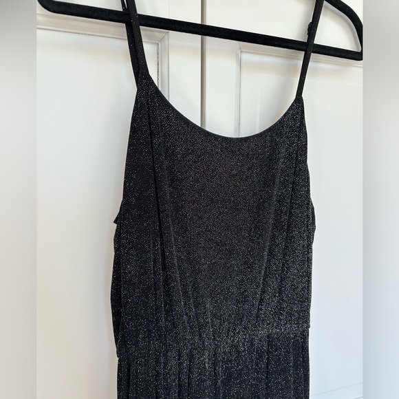 Alice + Olivia Zahara Glitter Cropped Jumpsuit - Picture 7 of 15